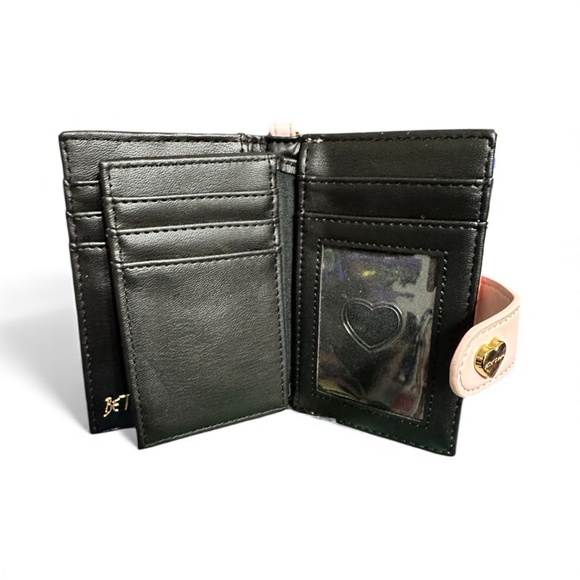 NWT Betsey Johnson Candy Gummy Bear wallet - Picture 8 of 8